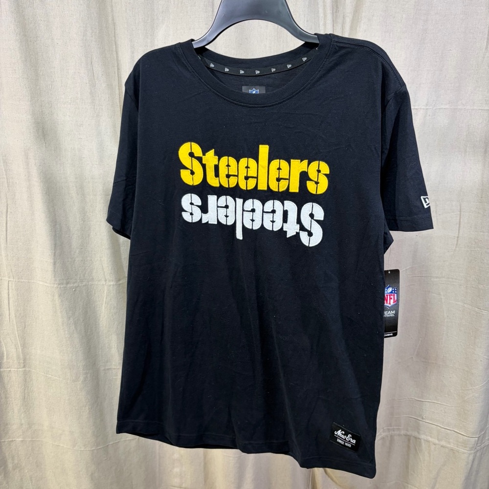 (NWT) NFL Team Pittsburgh Steelers Tee